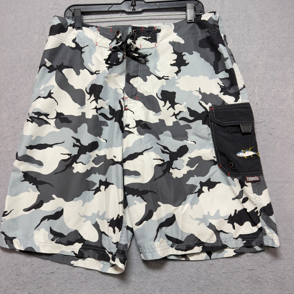 Fishworks Men Camo Board Shorts Grey White Fishing Swim Trunks Size 35 Inseam 10